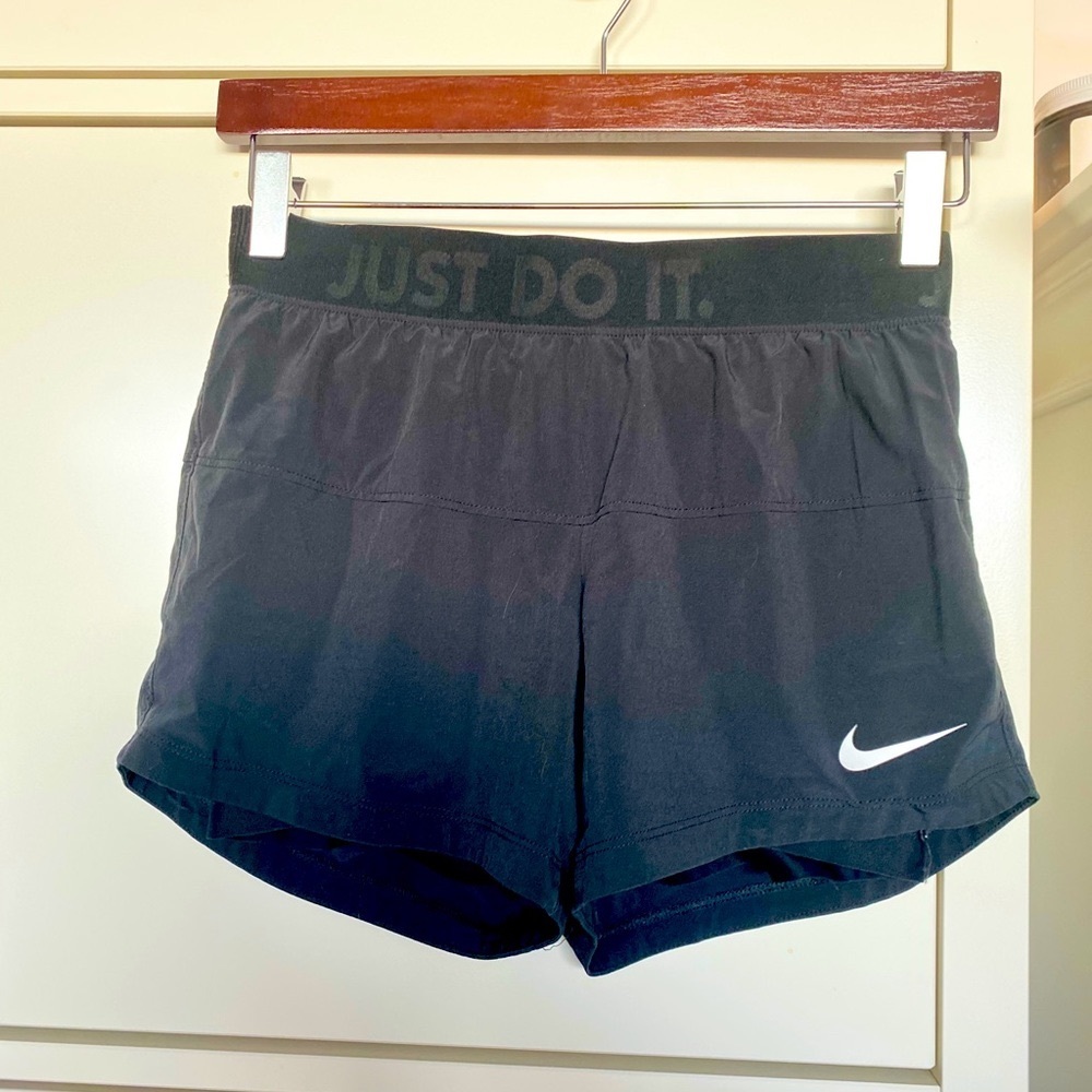 Nike compression shorts XS